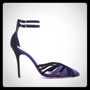 J Crew Navy and Black Pumps - Size 7